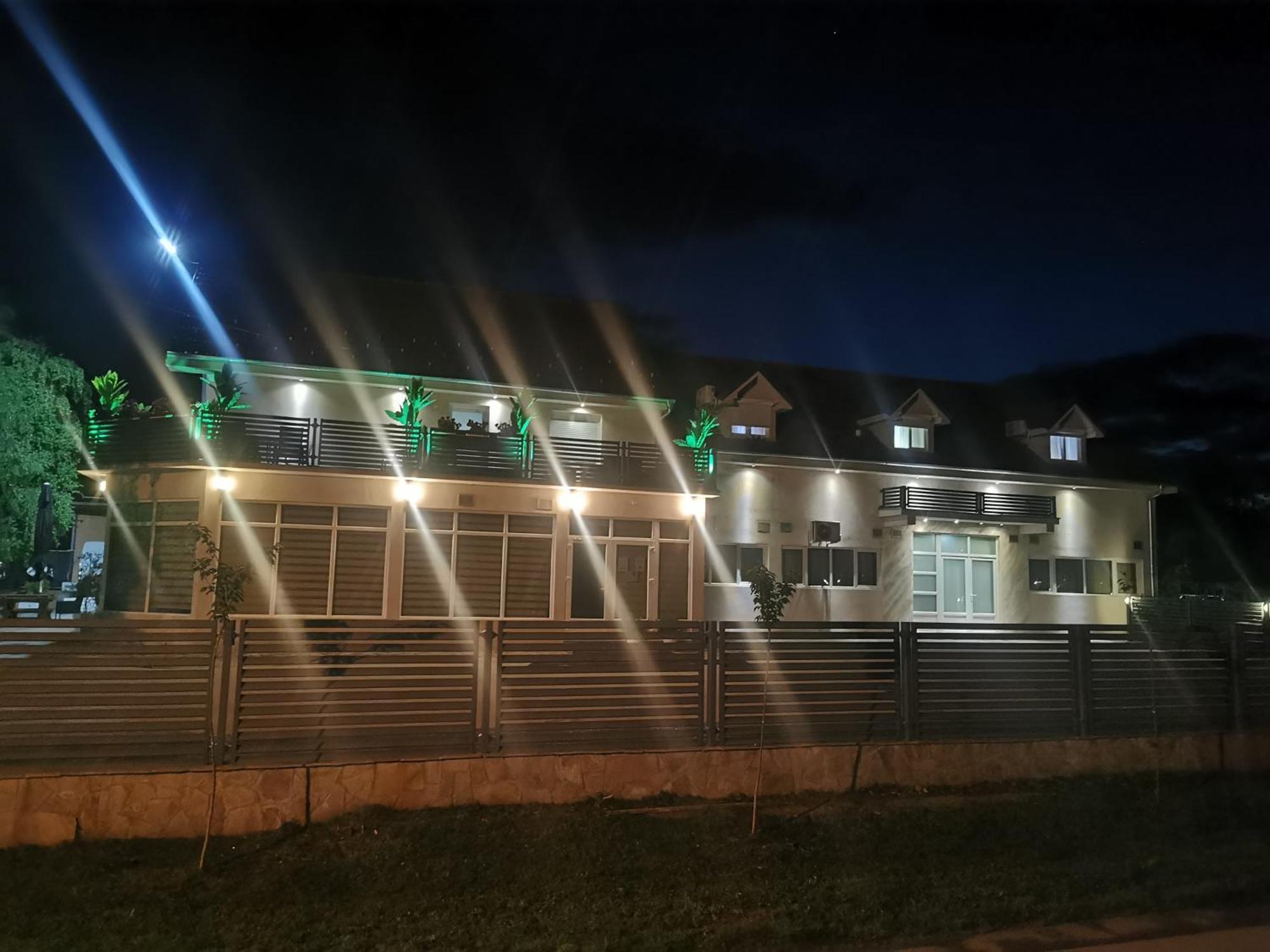 Apartment Restoran Mijajlovic *